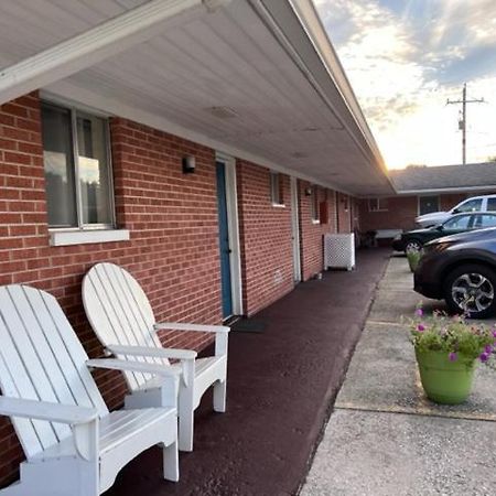 Travelers Inn Olney Kültér fotó