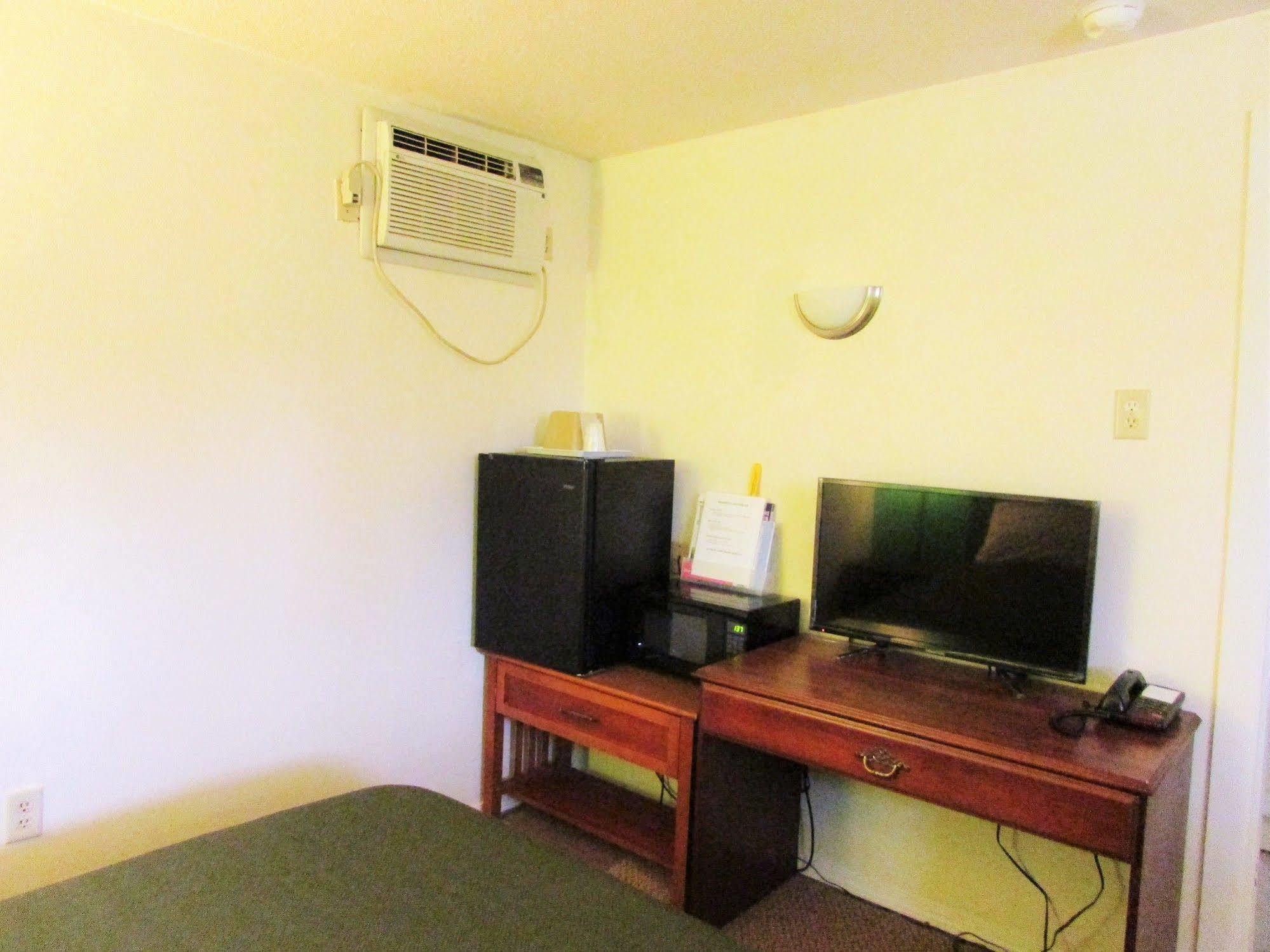 Travelers Inn Olney Kültér fotó